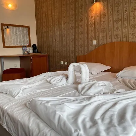 Family Deykin Хотел