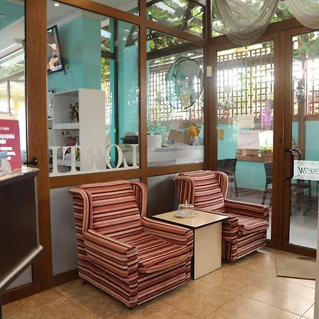 Family Deykin Хотел 2*