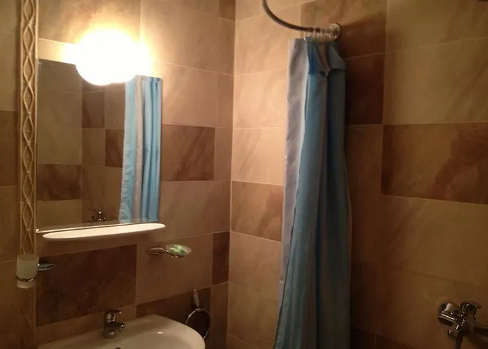 Ξενοδοχείο Family Deykin